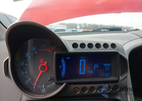 2012 Chevrolet Sonic 2Lz z USA, uszkodzony, nr VIN 1G1JE5SHXC4130699